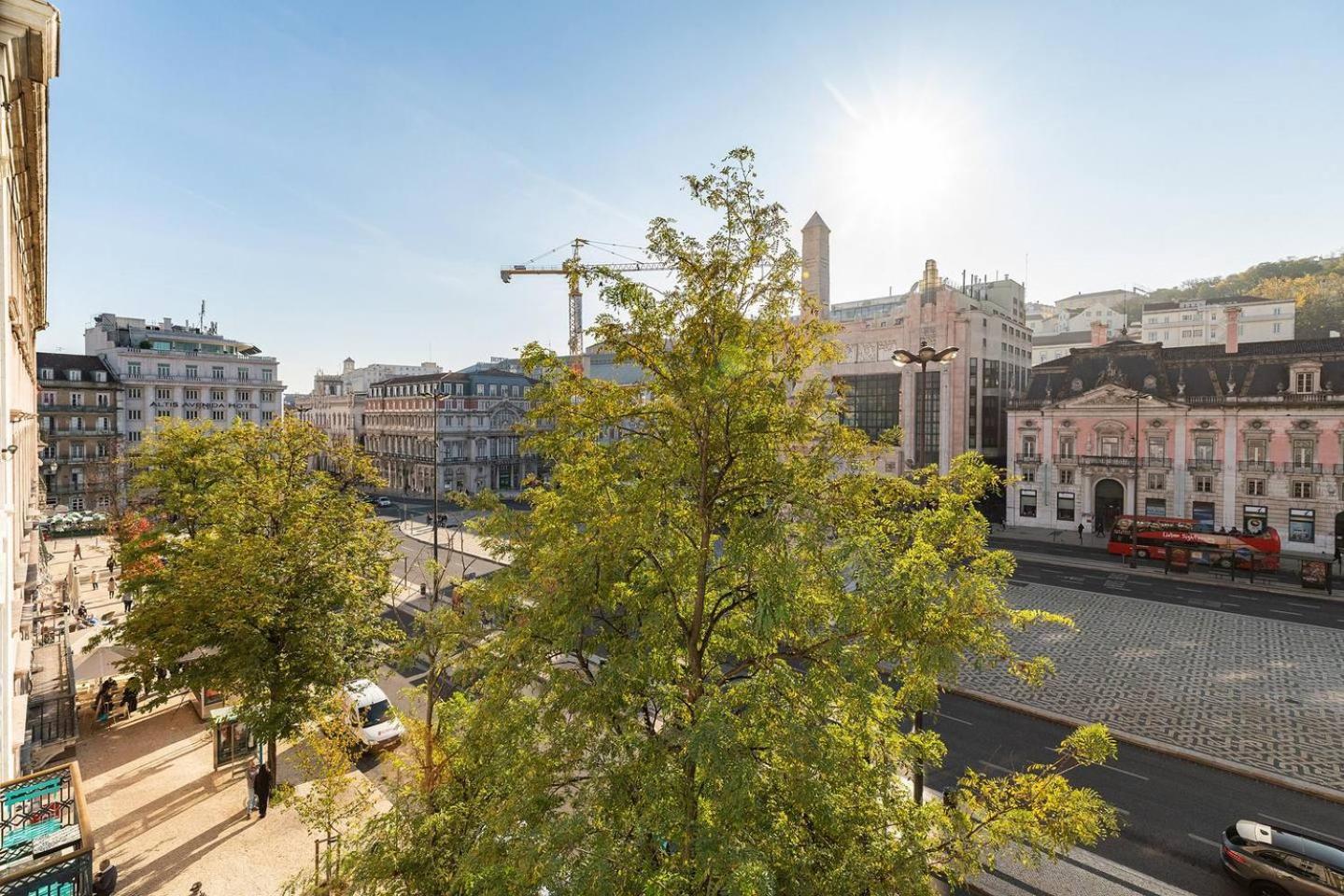 Graceful Design Studio With Romantic View Lisbon Exterior photo